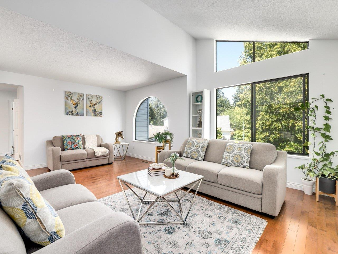 14084 17B AVENUE, Surrey