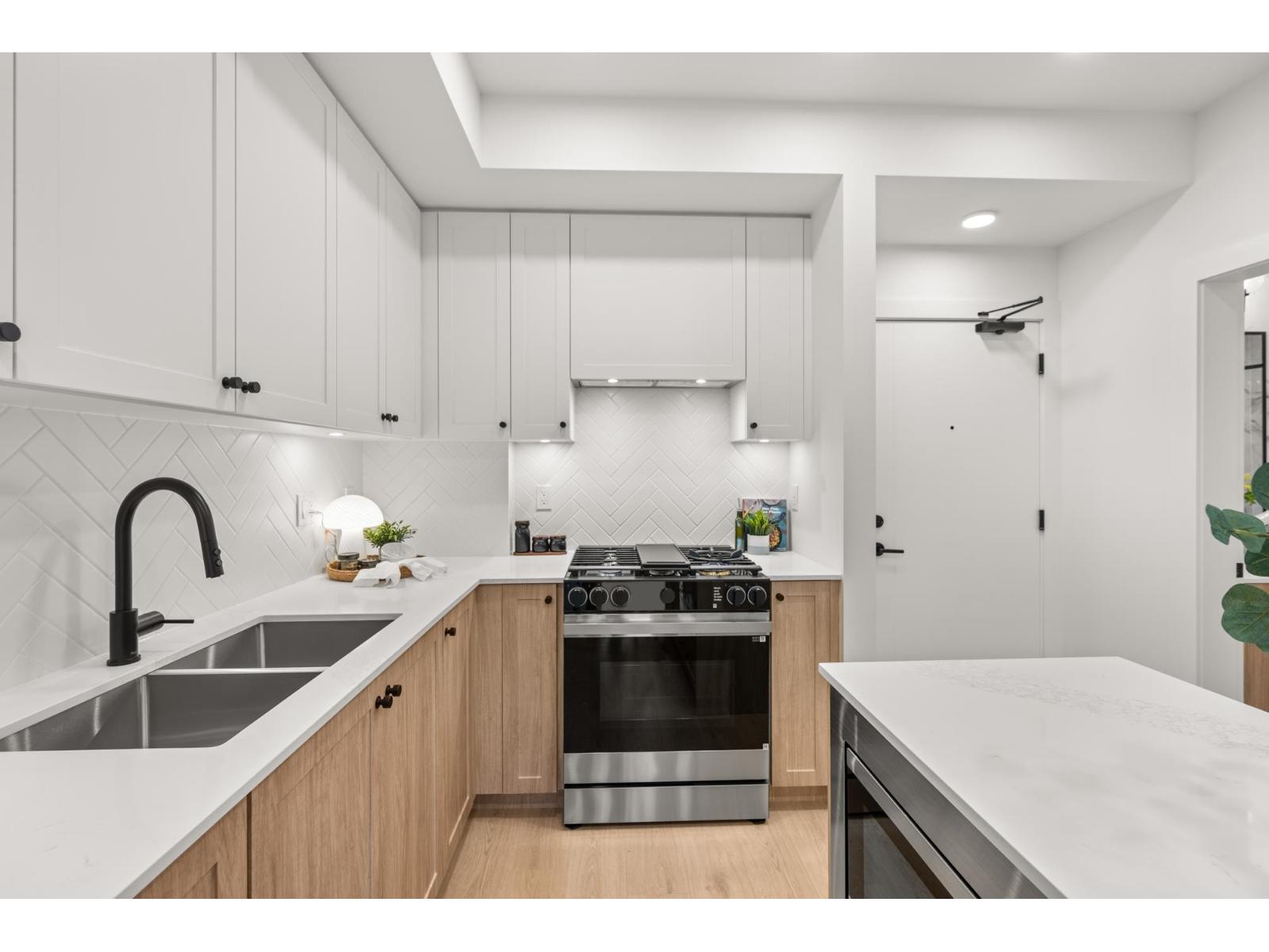 107 19911 76 AVENUE, Langley