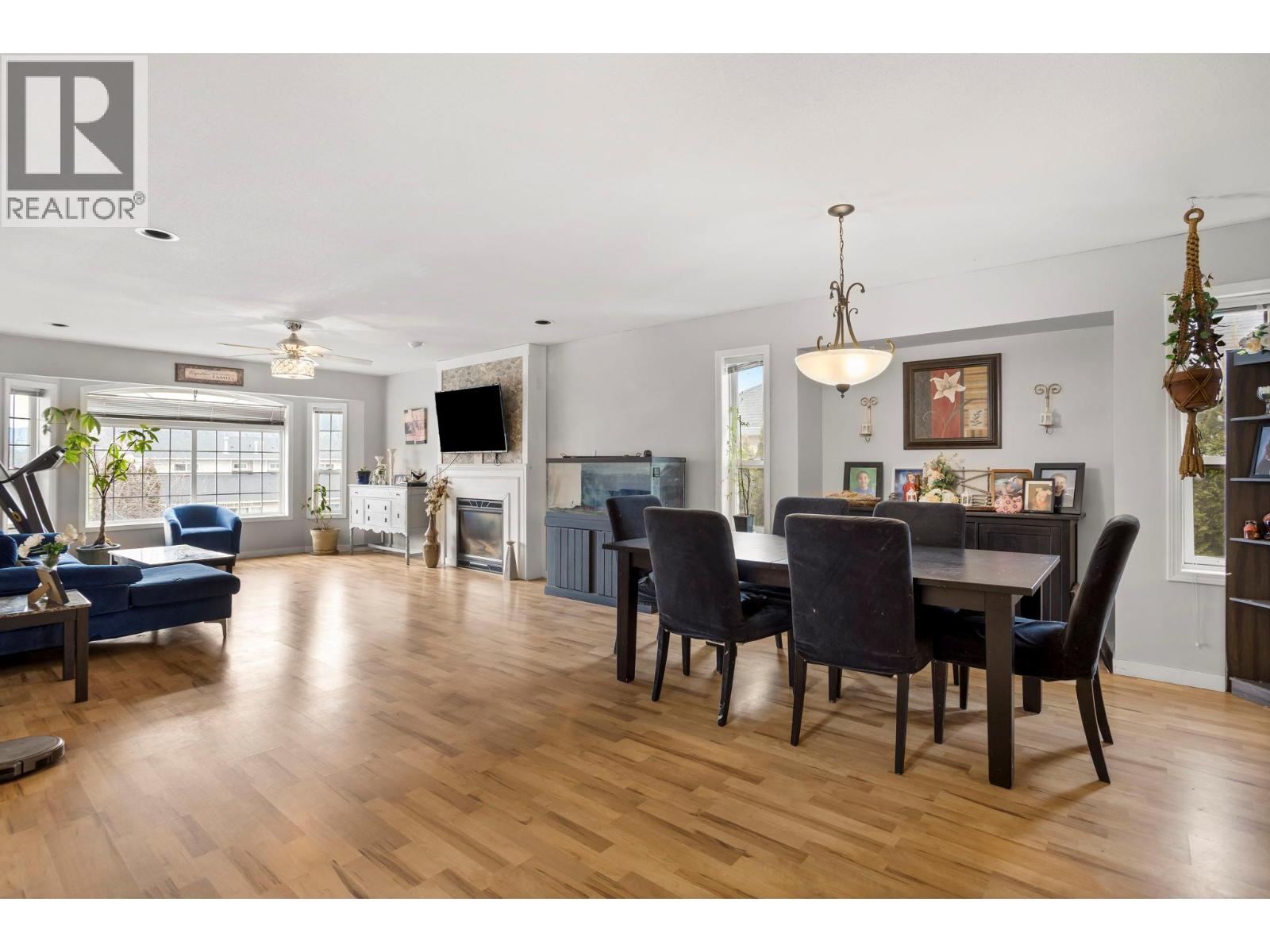 1690 Bann Street - 8