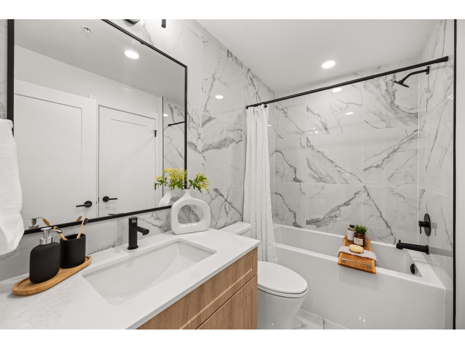 107 19911 76 AVENUE, Langley