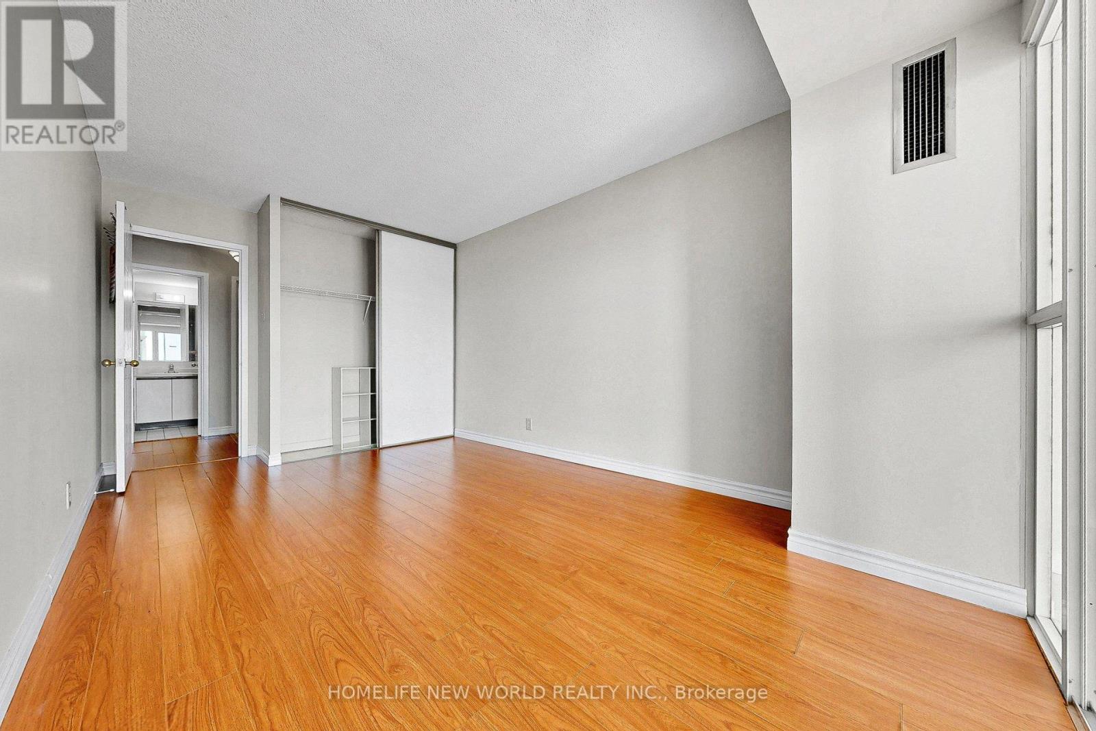 #712 1665 PICKERING PARKWAY - 24