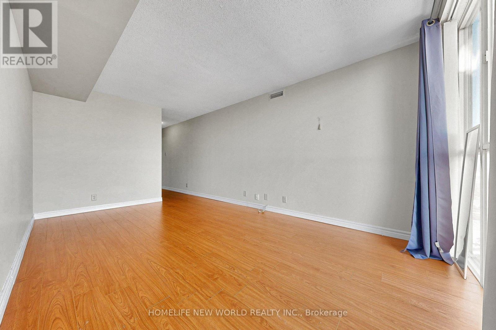 #712 1665 PICKERING PARKWAY - 32