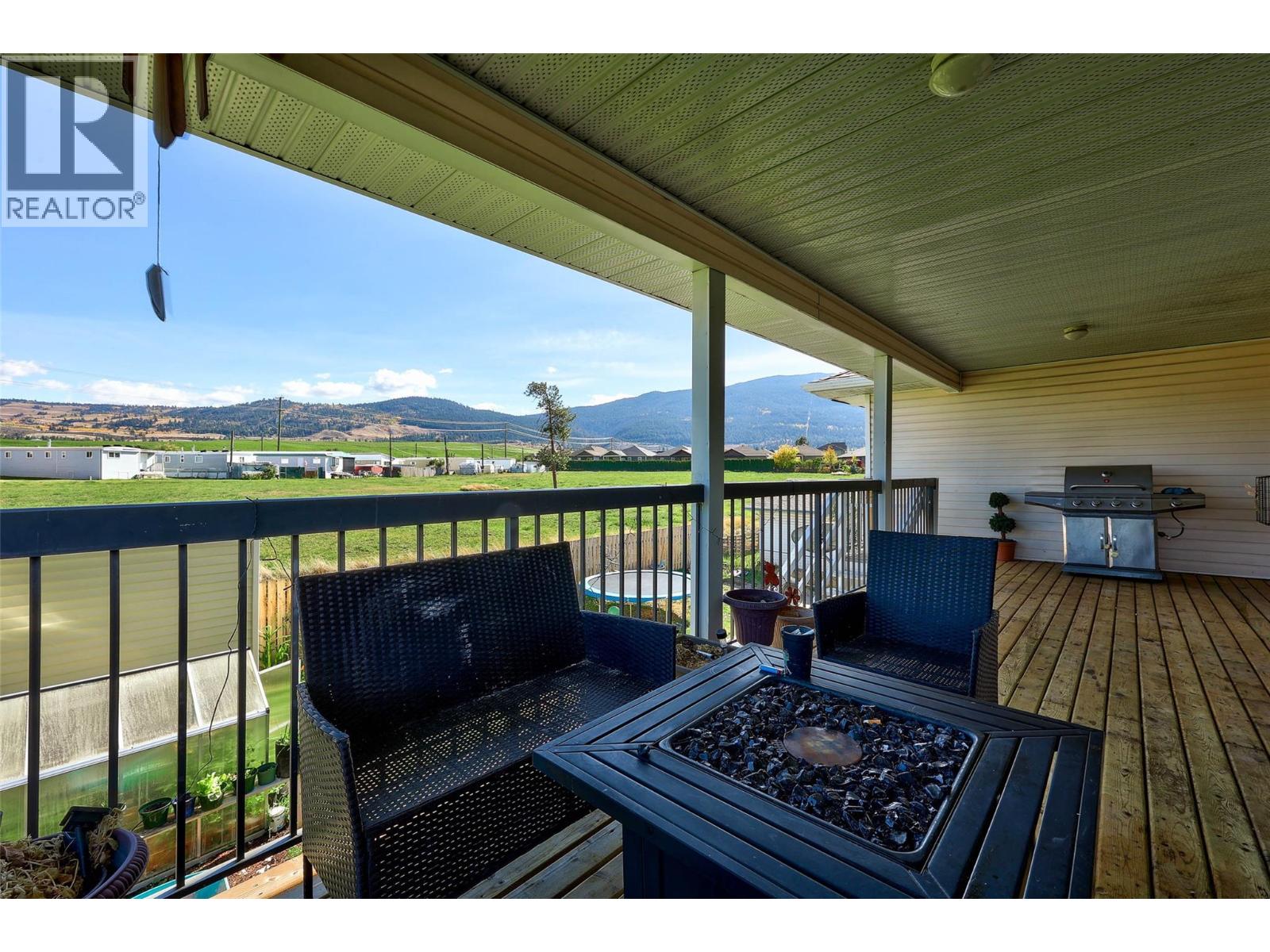 1690 Bann Street - 39