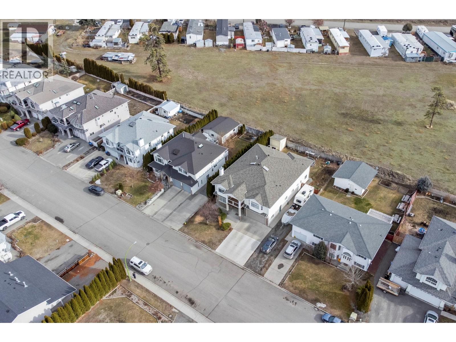 1690 Bann Street - 43