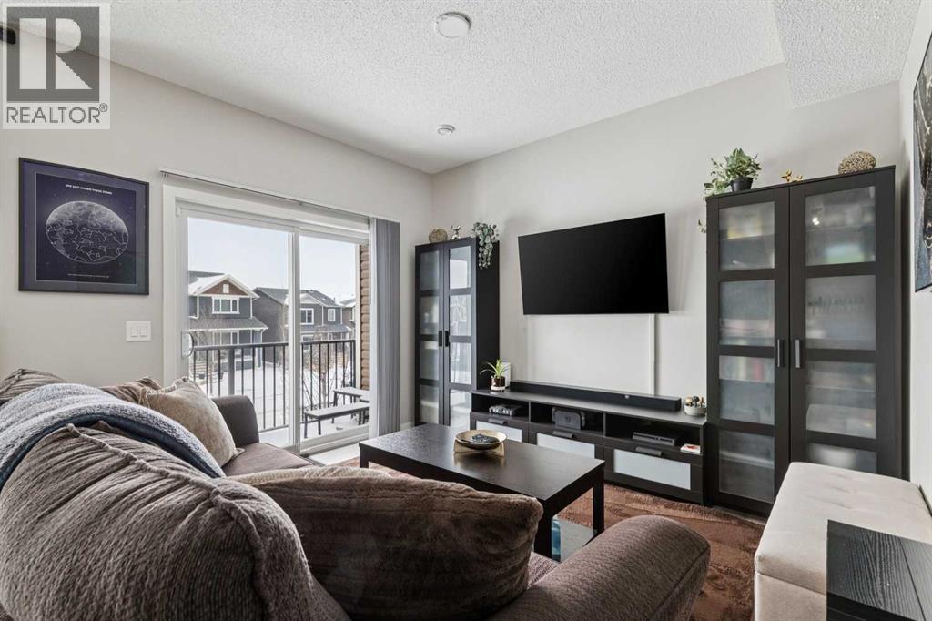 250 Fireside View, Cochrane