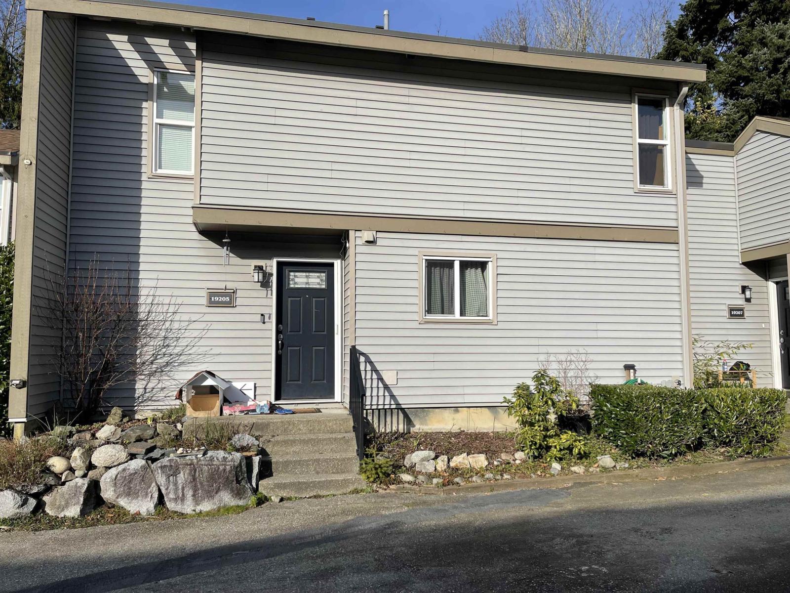 19205 FAIRWAY DRIVE, Surrey