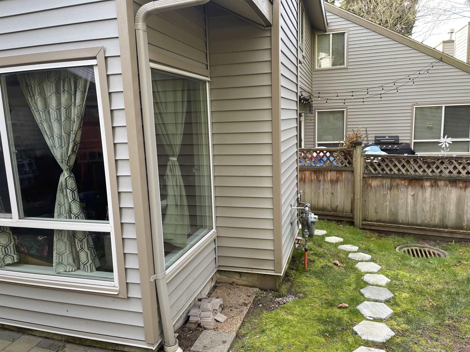 19205 FAIRWAY DRIVE, Surrey