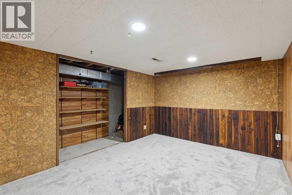 
          5432 Silverdale Drive Northwest
            <br/>
            <span>Calgary</span>
            , 
            <span>AB</span>
             <span>T3B3M8</span>
         - Photo 20