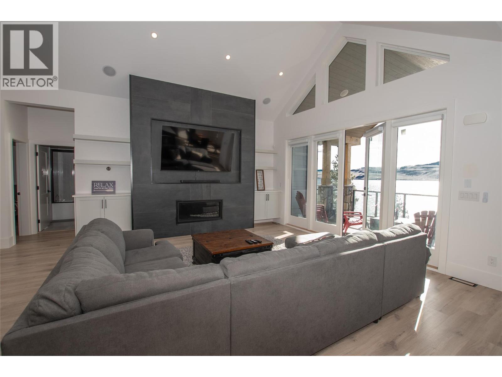 6472 Monck Park Road - 20