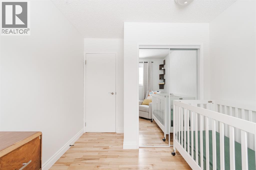 121 Hinge Road, Fort McMurray