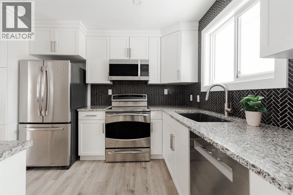 121 Hinge Road, Fort McMurray