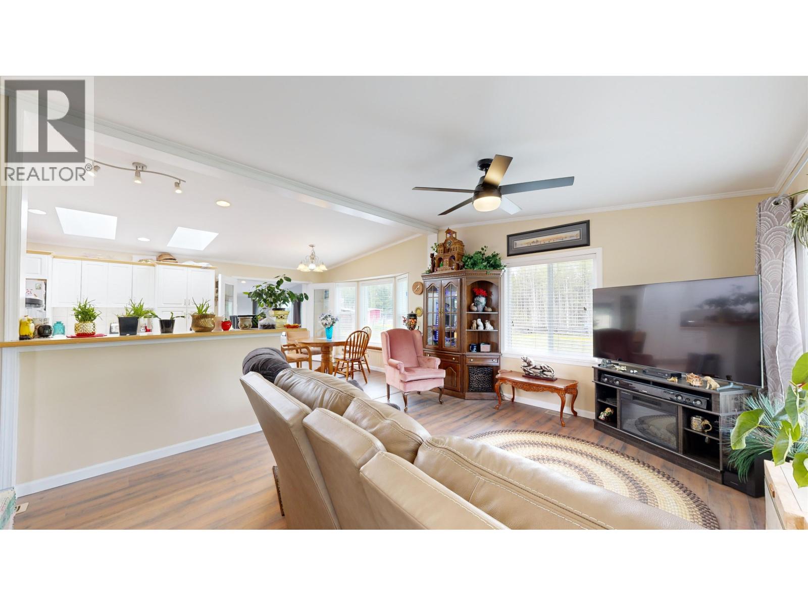 7028 N NETHERLAND ROAD, Lone Butte