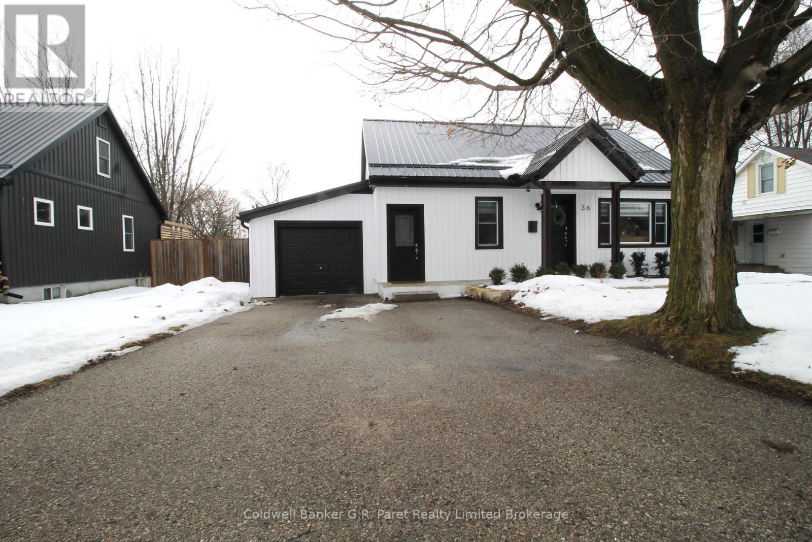 36 HARDY AVENUE - Photo 3 of 33, Tillsonburg, Ontario