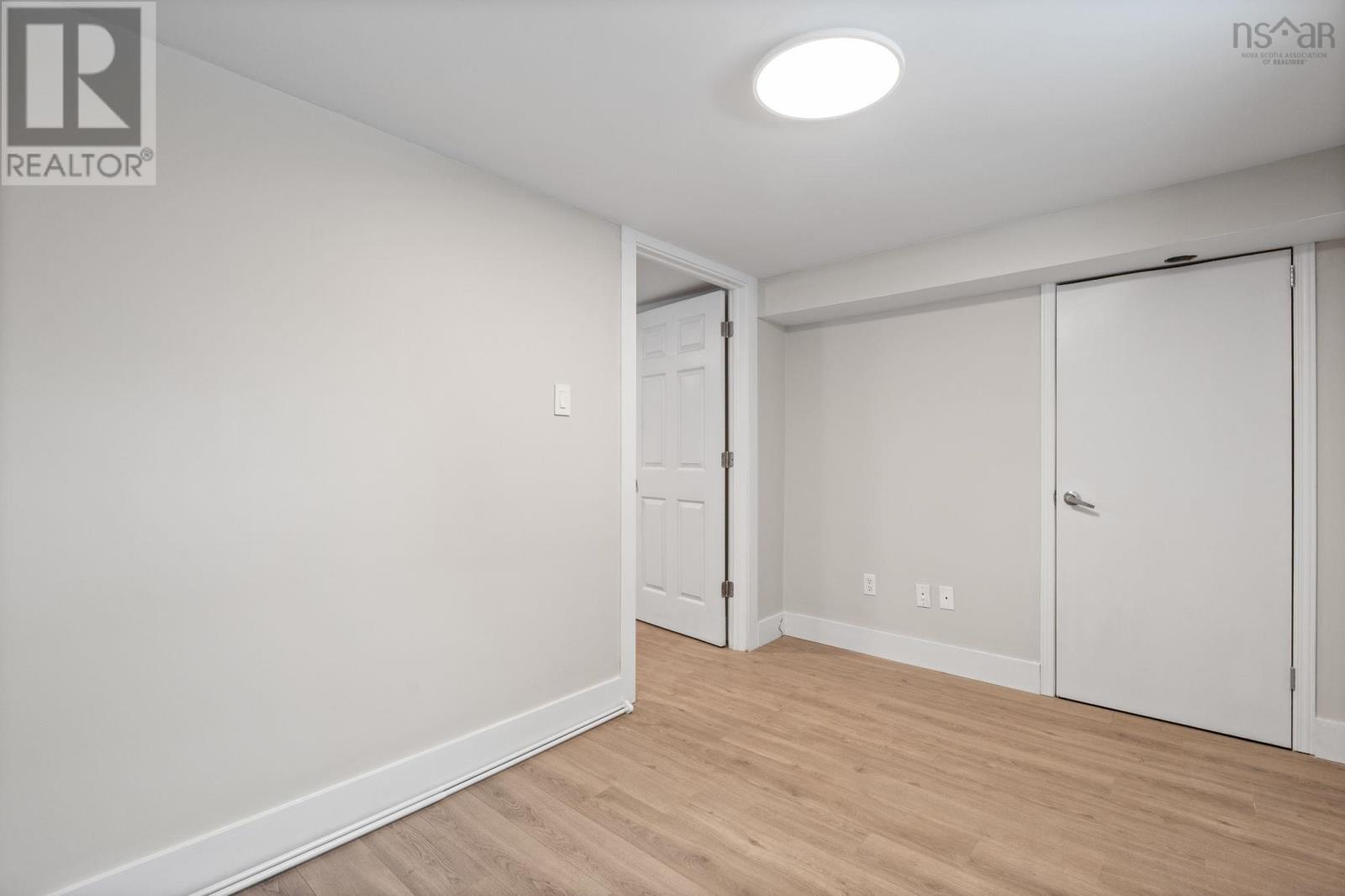 Property 32 of 50 of 15 Saint Michaels Avenue