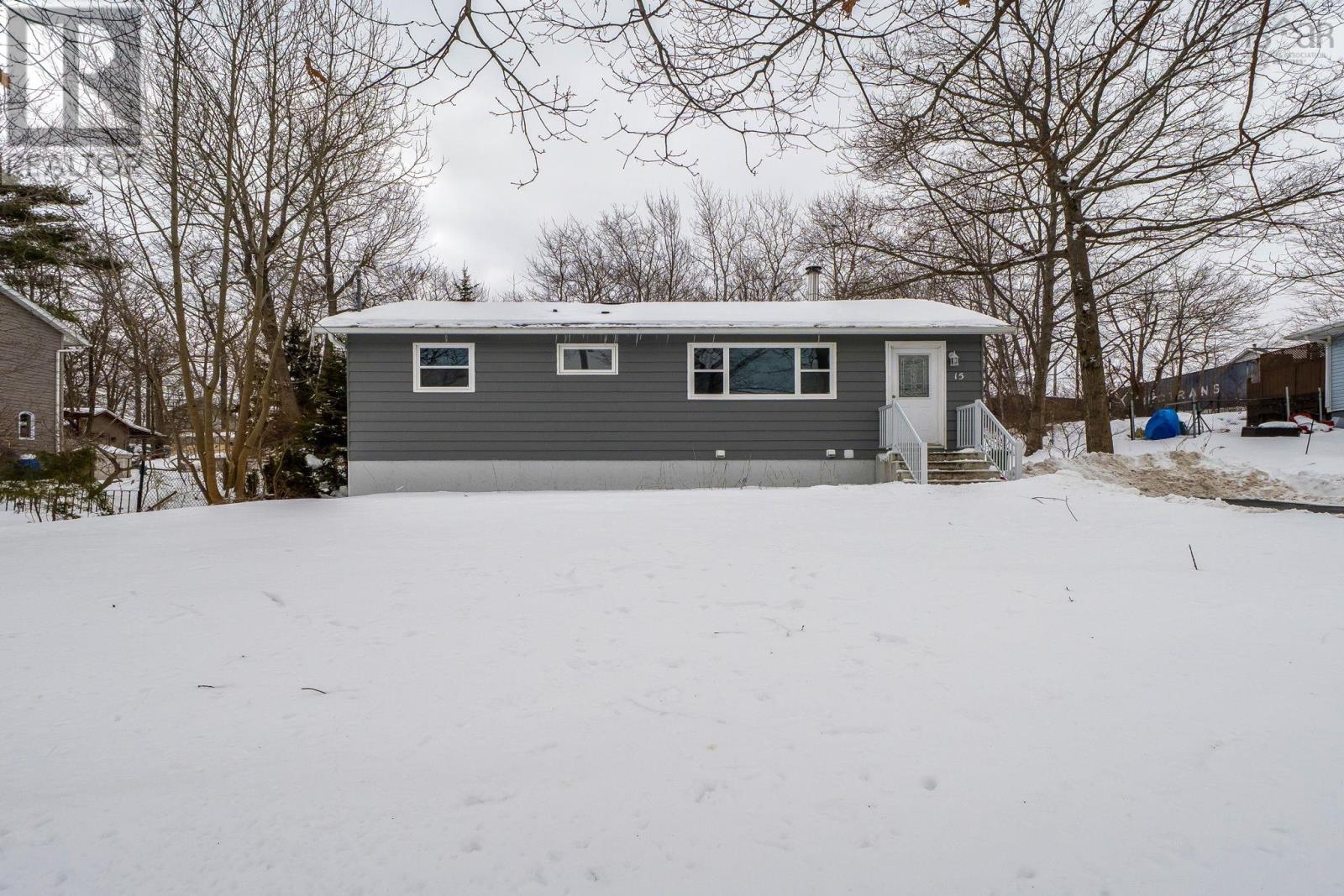 Property 48 of 50 of 15 Saint Michaels Avenue