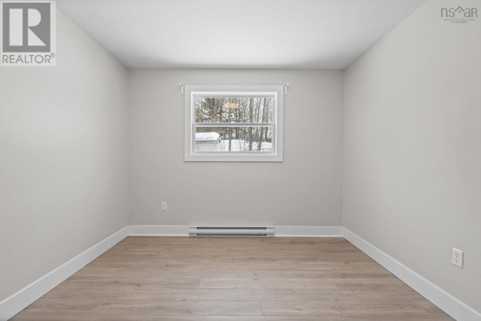 Property 22 of 50 of 15 Saint Michaels Avenue