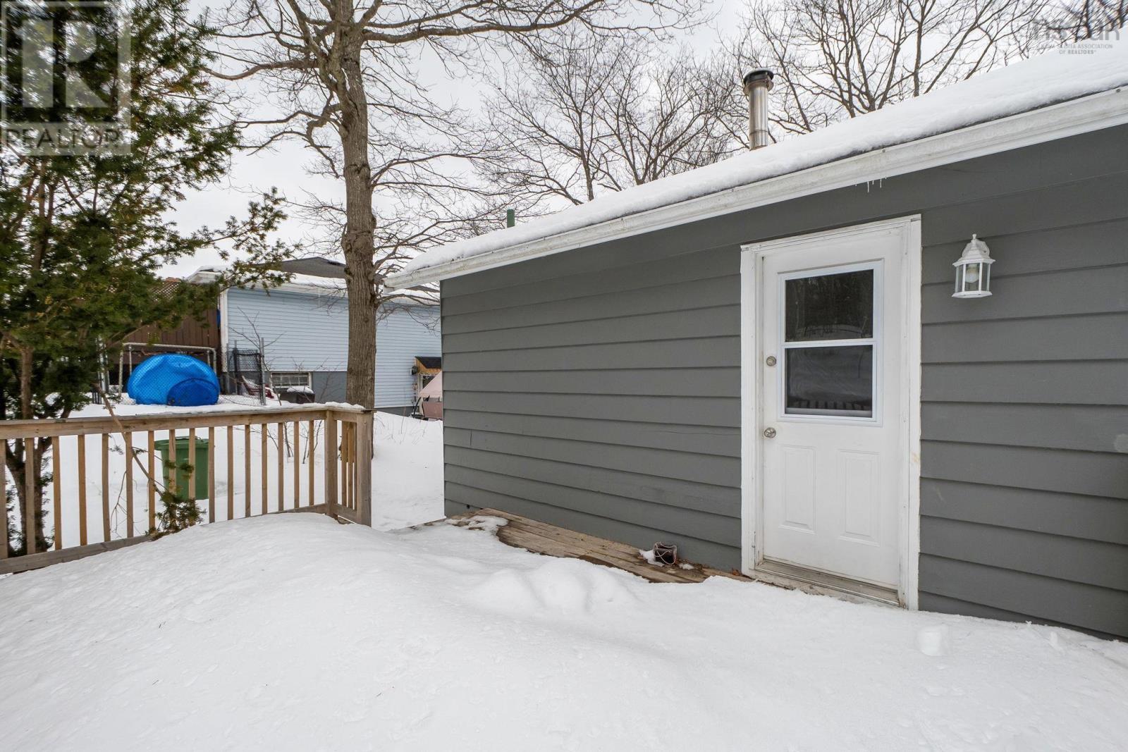 Property 43 of 50 of 15 Saint Michaels Avenue