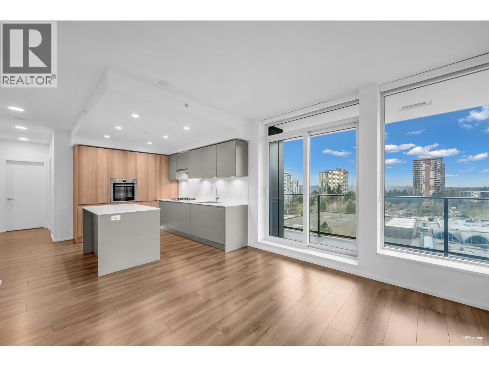 516 3809 EVERGREEN PLACE, Burnaby