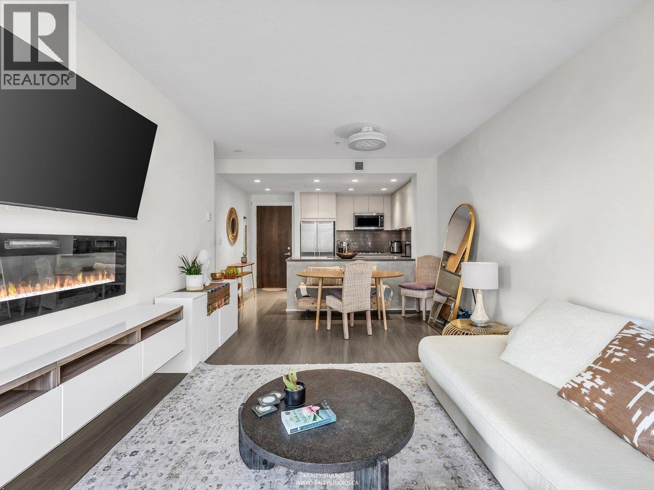 207 255 W 1ST STREET, North Vancouver