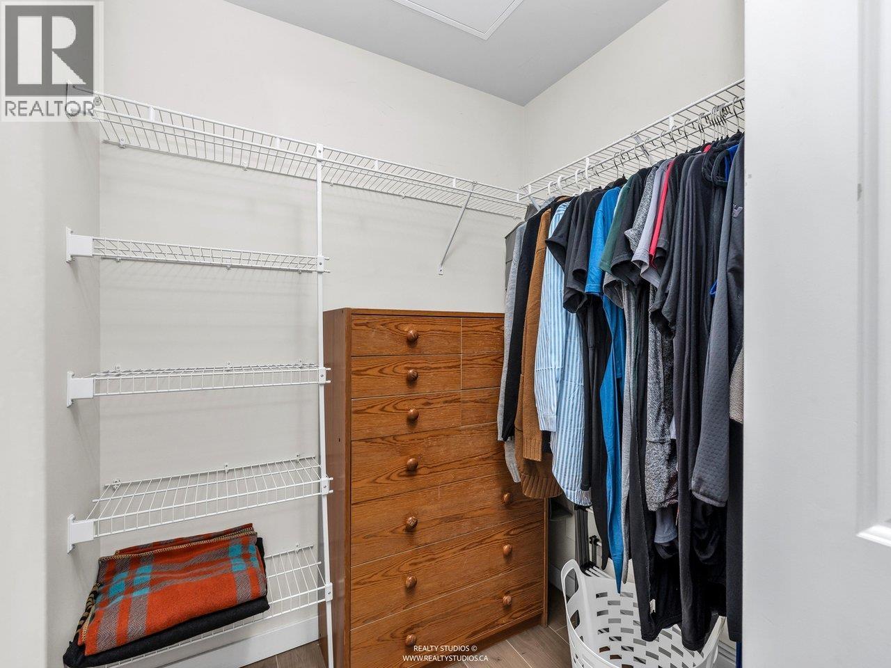 207 255 W 1ST STREET, North Vancouver