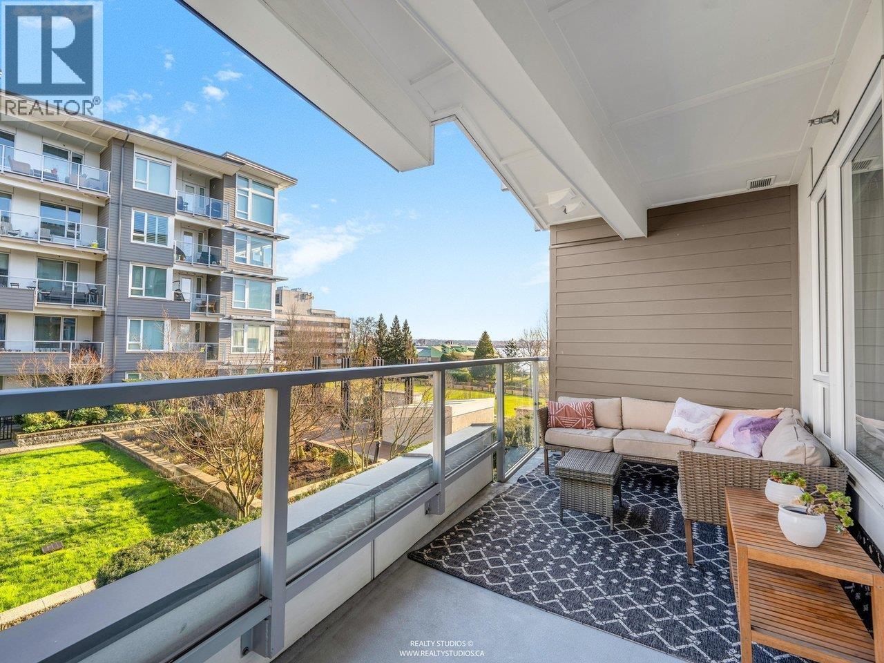 207 255 W 1ST STREET, North Vancouver