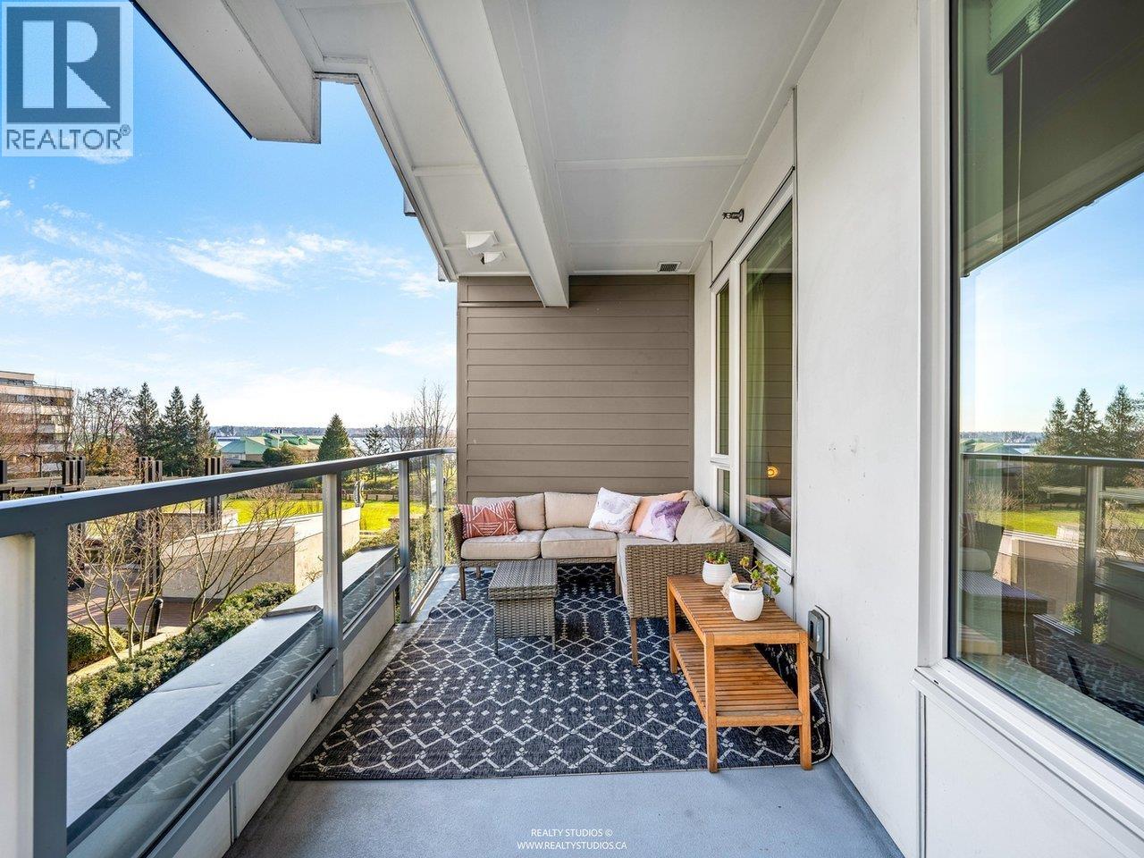 207 255 W 1ST STREET, North Vancouver