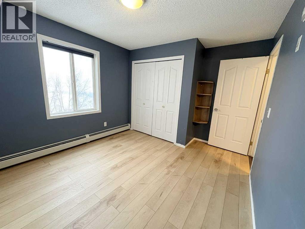 Single Family House for Sale in #  Somervale Court SW Somerset Calgary 