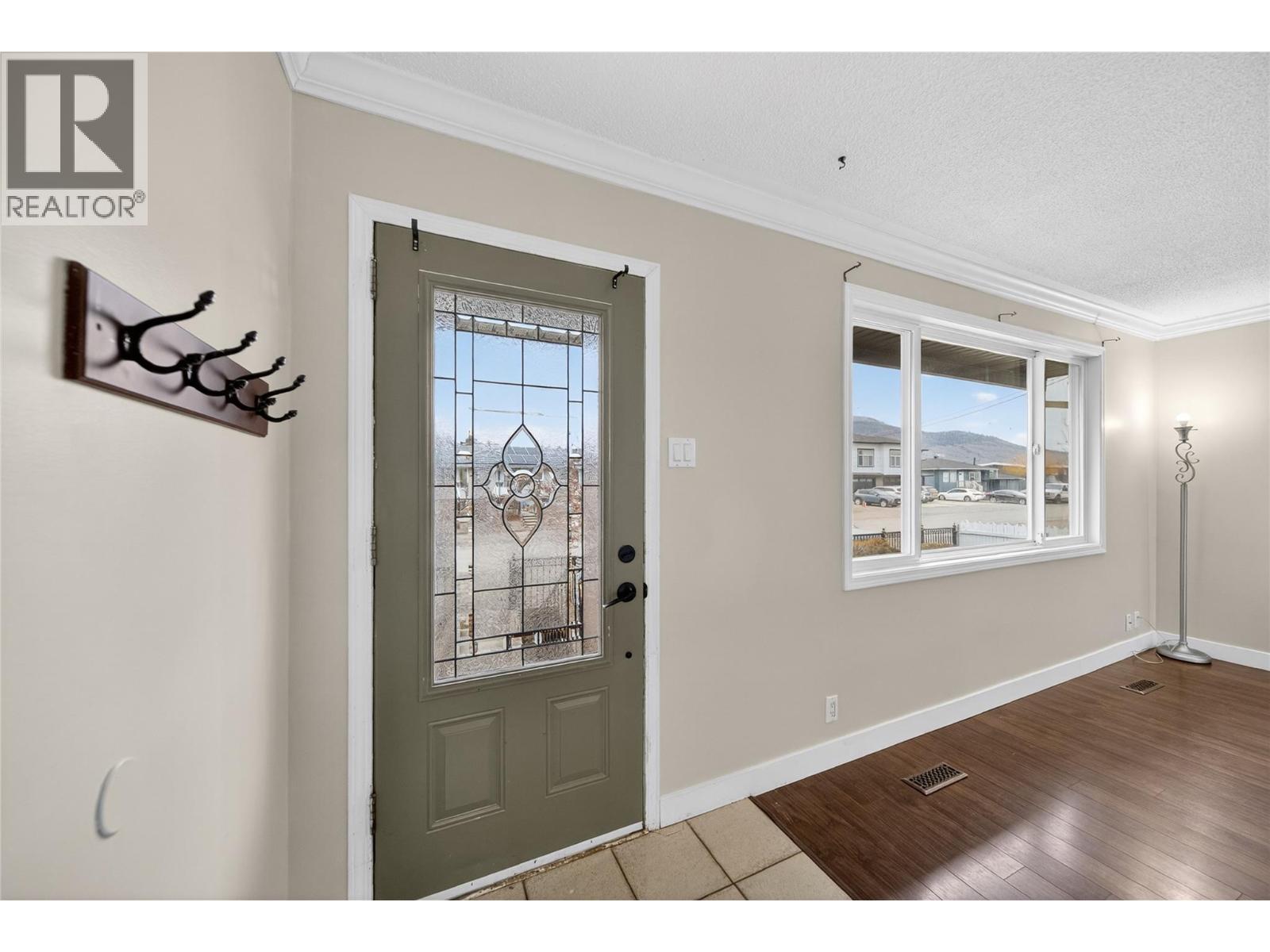 1153 Lethbridge Avenue, Kamloops