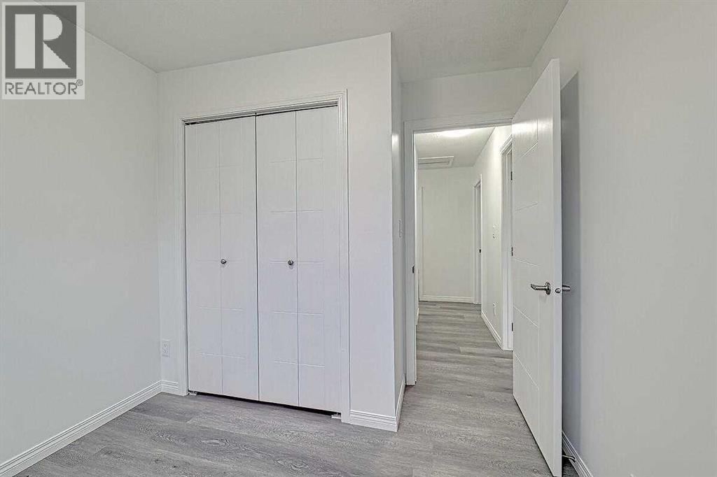 Single Family House for Sale in  Pinehill Road NE Pineridge Calgary 