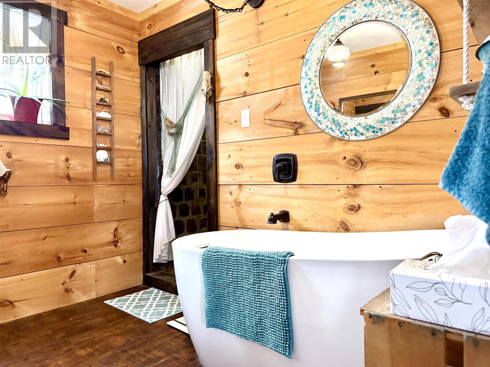 Property 32 of 50 of 765 Green Road