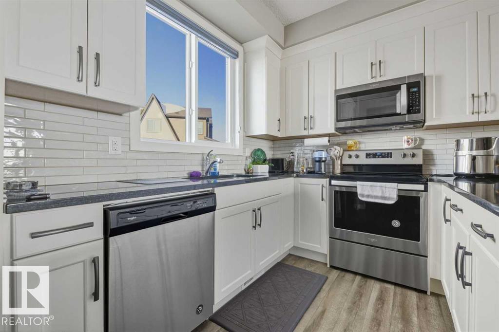 #92 16903 68 ST NW - 13