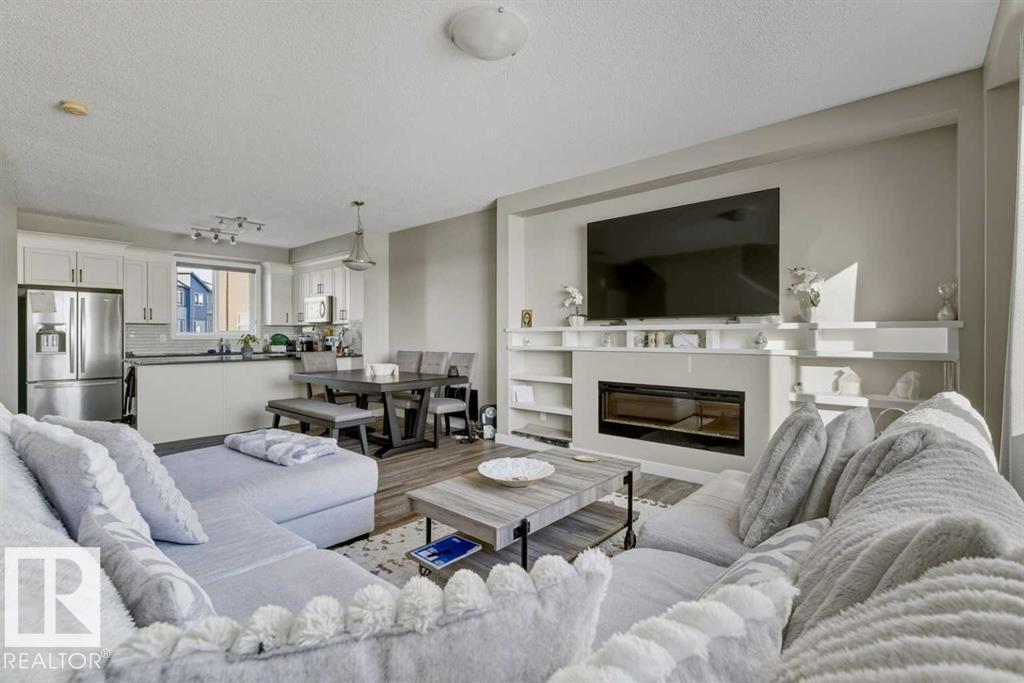 #92 16903 68 ST NW - 15