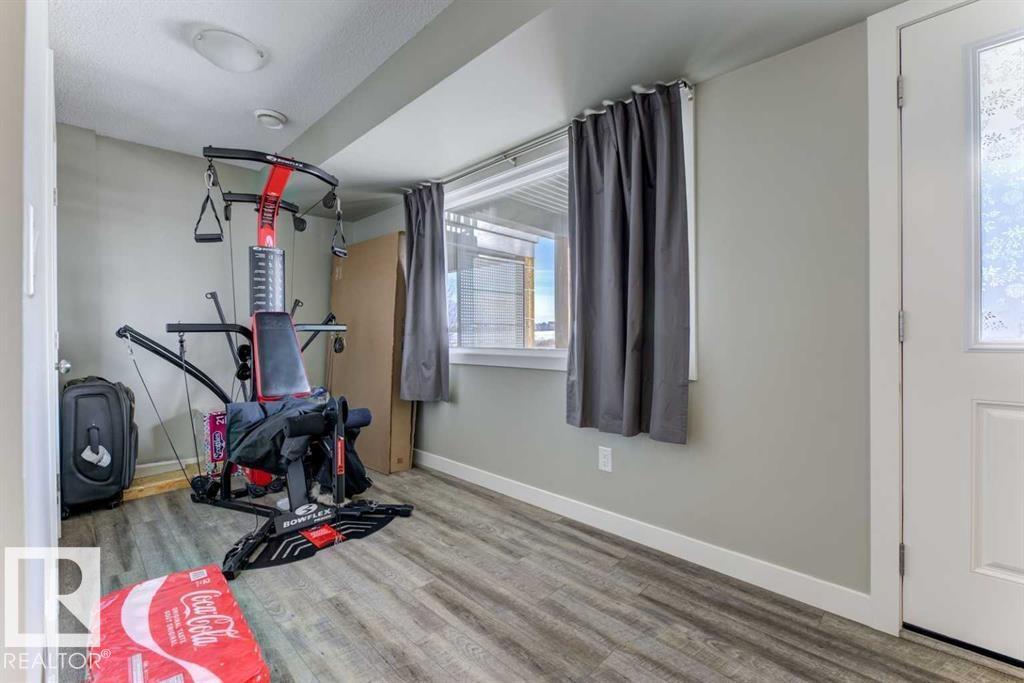 #92 16903 68 ST NW - 9