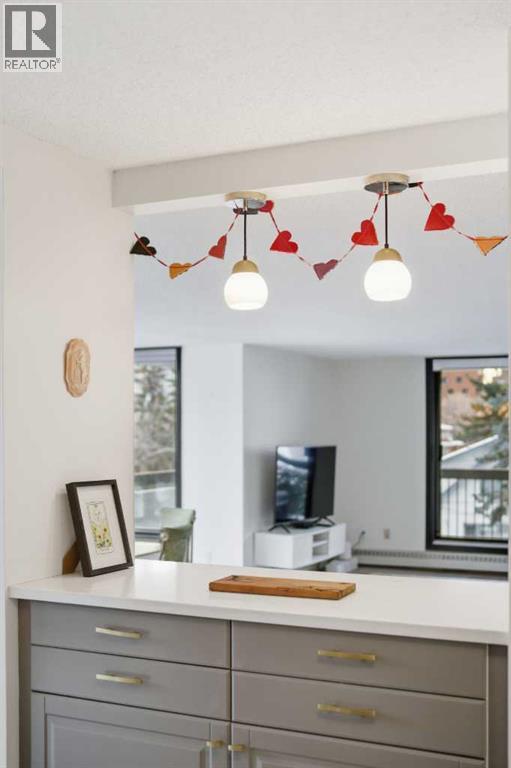 Single Family House for Sale in    Avenue SW Beltline Calgary 