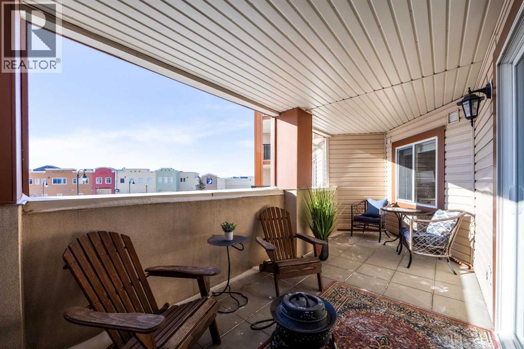 505 Railway Street West, Cochrane