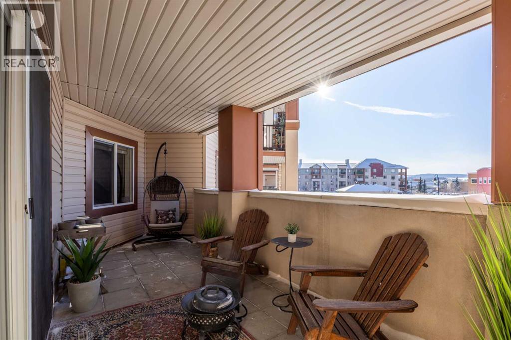 505 Railway Street West, Cochrane