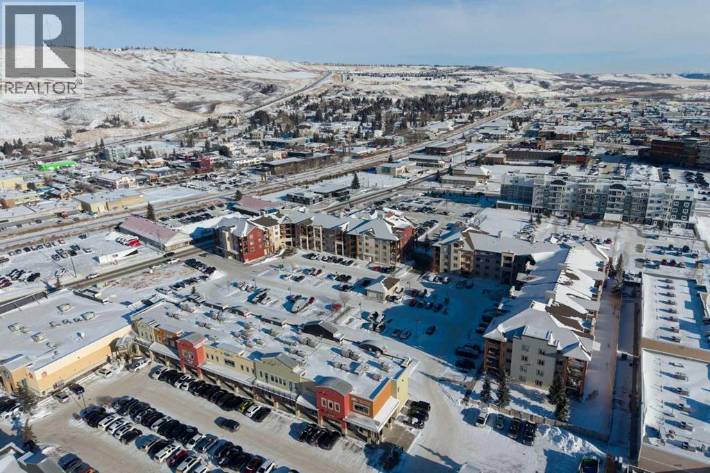 505 Railway Street West, Cochrane