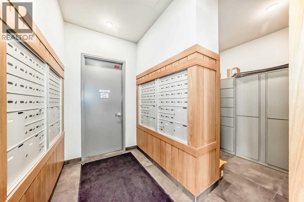 Single Family House for Sale in   University Avenue NW University District Calgary 