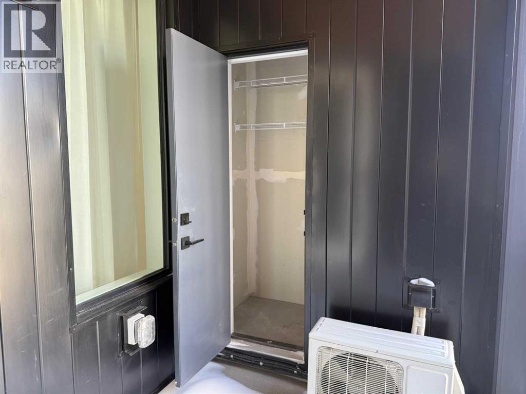 Single Family House for Sale in   University Avenue NW University District Calgary 