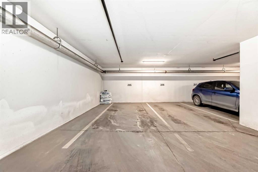 Single Family House for Sale in   University Avenue NW University District Calgary 