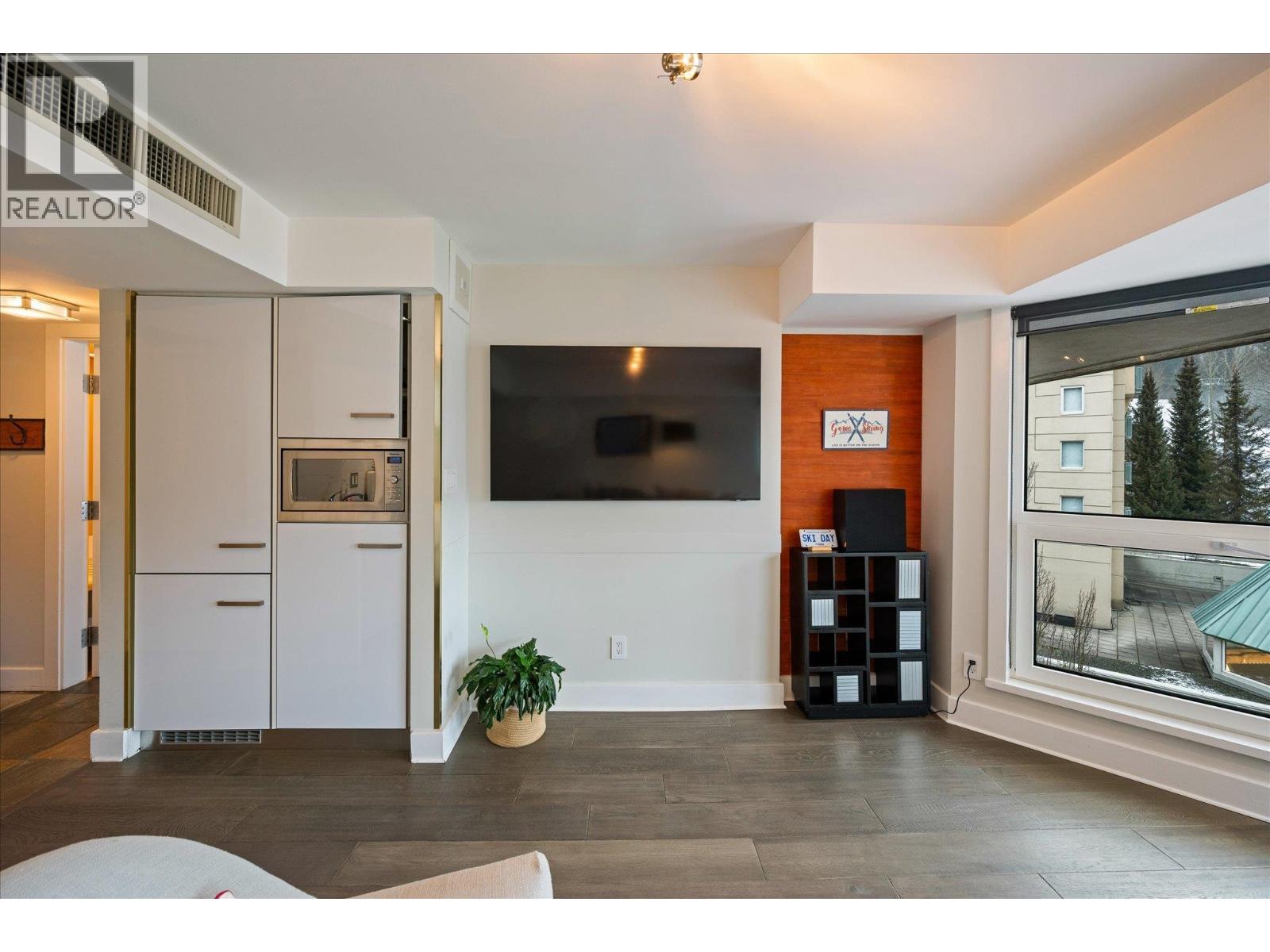 415 4557 BLACKCOMB WAY, Whistler