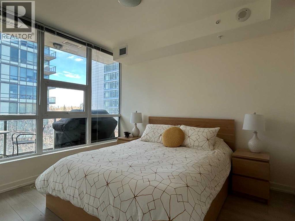 Single Family House for Sale in   Waterfront Mews SW Chinatown Calgary 