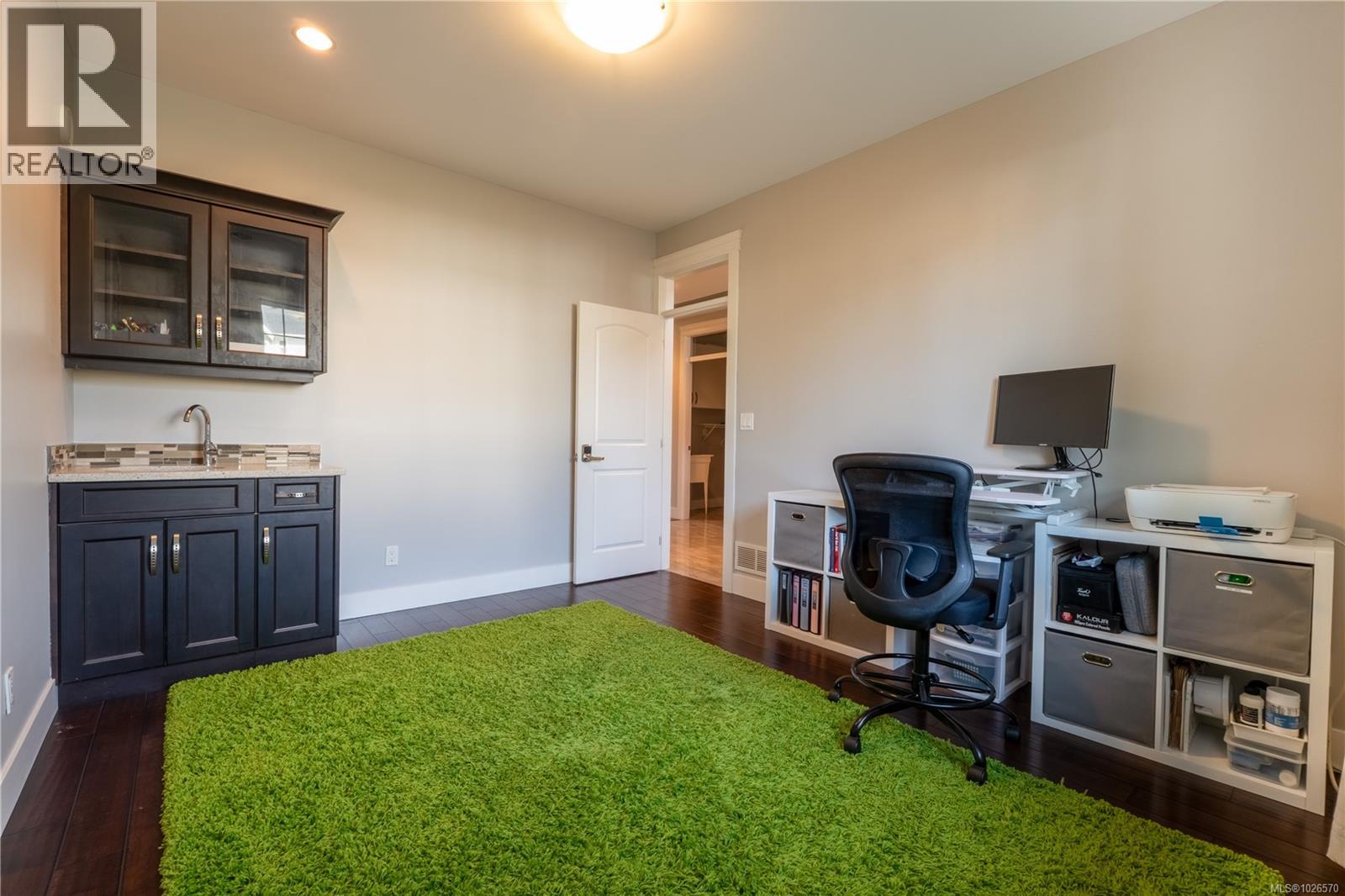  762 EGRET Close, Langford