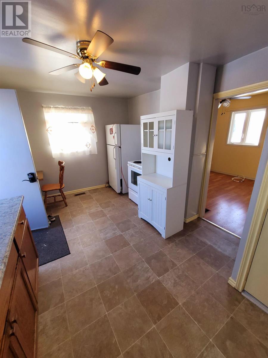 Property 3 of 22 of 21 Sydney Street