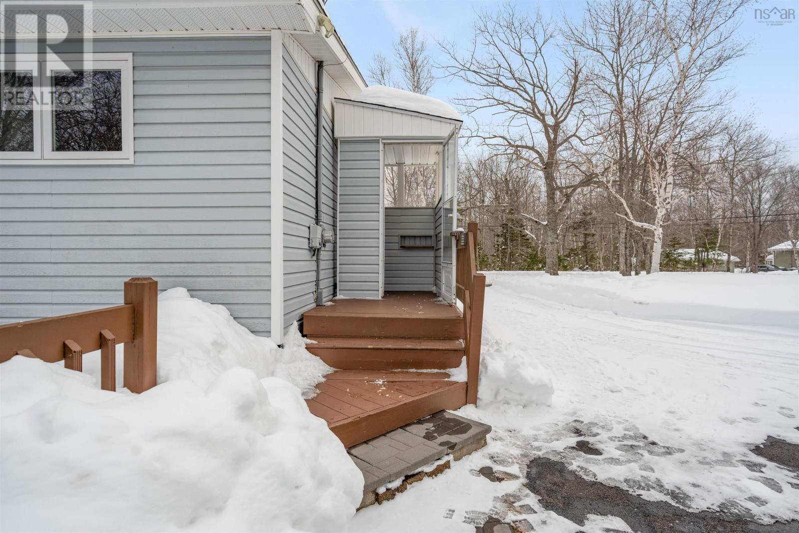 Property 8 of 49 of 73 Westview Drive