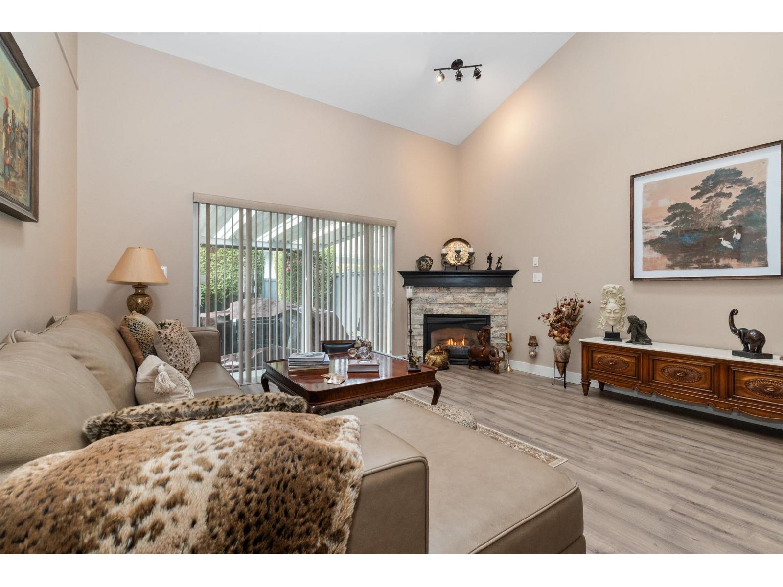 39 730 MCCOMBS DRIVE, Harrison Hot Springs, Harrison Hot Springs