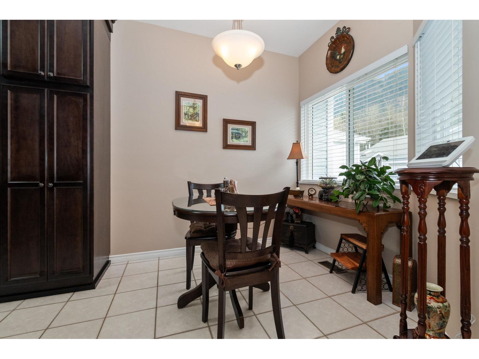 39 730 MCCOMBS DRIVE, Harrison Hot Springs, Harrison Hot Springs