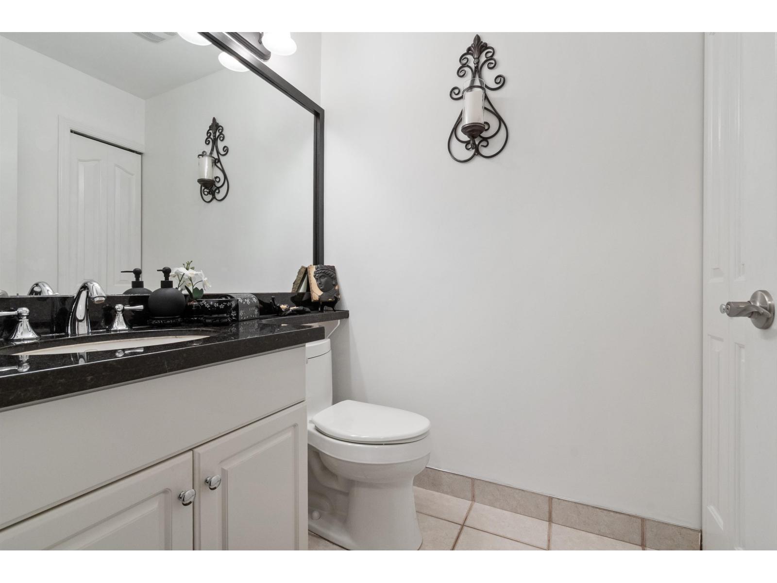 39 730 MCCOMBS DRIVE, Harrison Hot Springs, Harrison Hot Springs