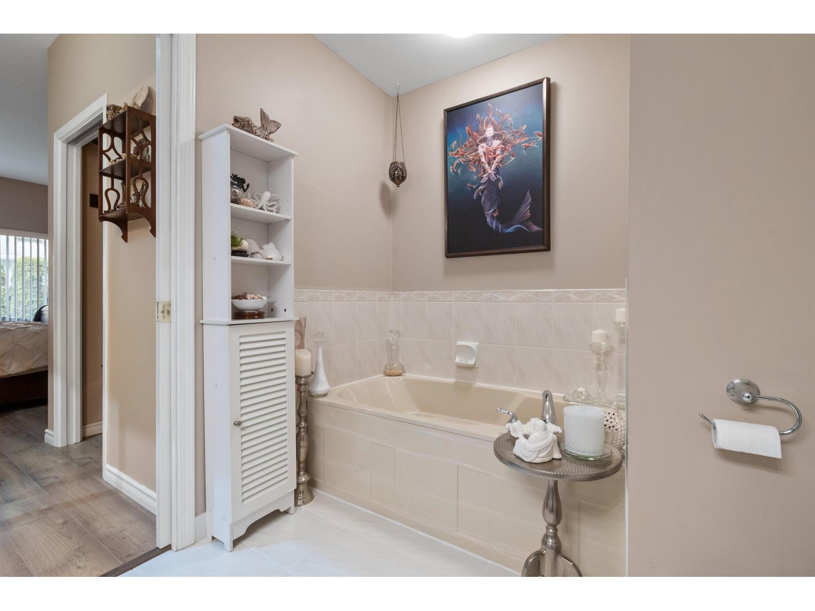 39 730 MCCOMBS DRIVE, Harrison Hot Springs, Harrison Hot Springs