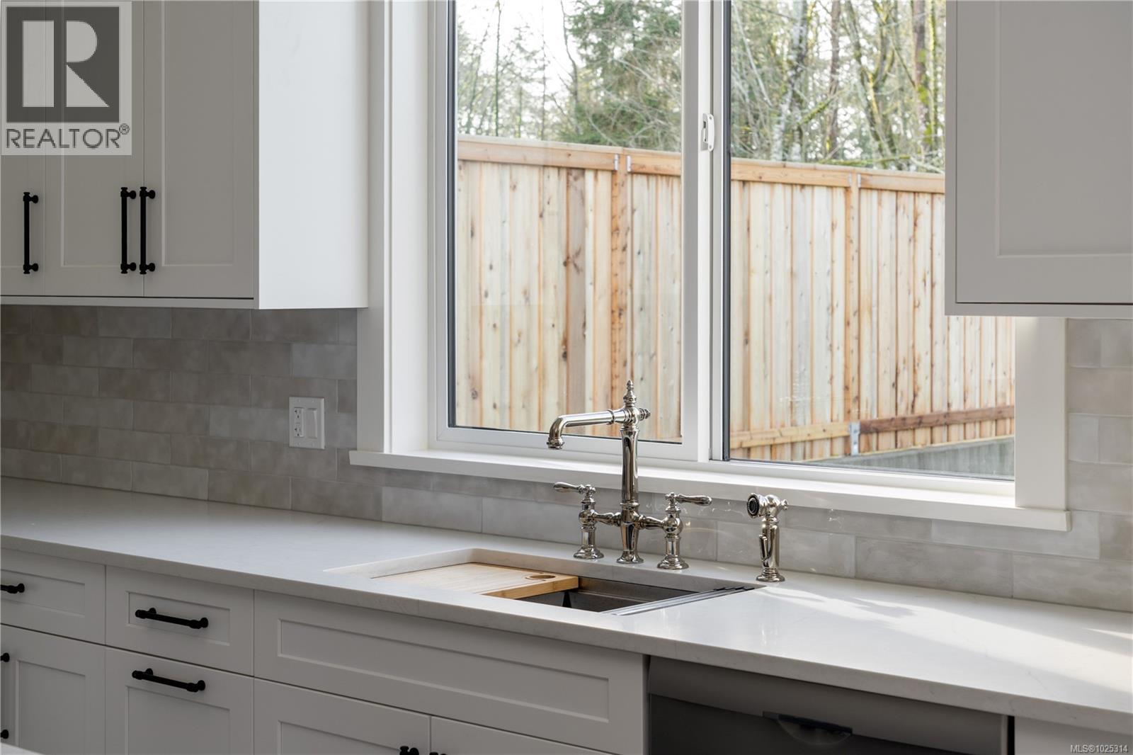 4644 GALDWELL RD - 11